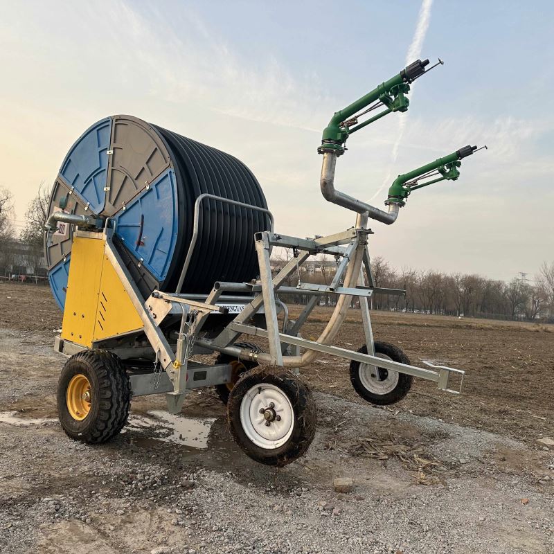 Agriculture Farming Systems - เครื่องจักรชลประทานแบบหมุนสำหรับฟาร์มสมัยใหม่ รุ่นใหม่ ระบบฉีดน้ำรดต้นไม้ 200 เมตร พร้อมมอเตอร์และเครื่องยนต์พลาสติก