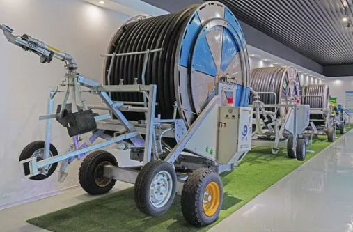 ระบบฉีดน้ำทางการเกษตรแบบโลหะพร - Agriculture Farming Systems บทวิจารณ์และราคา